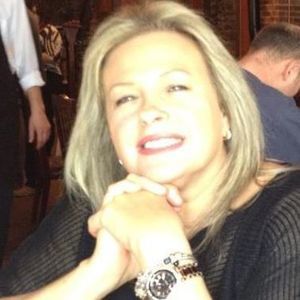 Meet your Posher, Esther